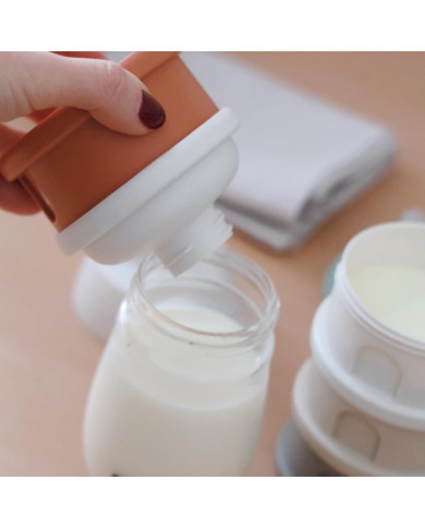 BEABA 4 SKYRIŲ PIENO MILTELIŲ DOZATORIUS IR UŽKANDŽIŲ DĖŽUTĖ, TERRACOTTA