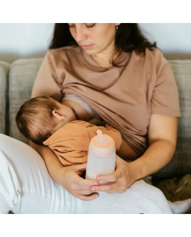 SUAVINEX ZERO ZERO ANTI-COLIC BUTELIUKAS SU VIDUTINĖS SROVĖS ŽINDUKU, 270 ML, NUO +3 MĖN., DEEP